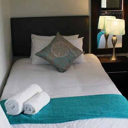 Nations Lodge Bloemfontein Quarto foto